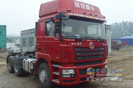 陜汽德龍F3000  6*4牽引車（輕量化版）