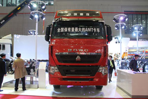 中國(guó)重汽HOWO T7H 國(guó)五 AMT 440馬力6X4牽引車(chē)