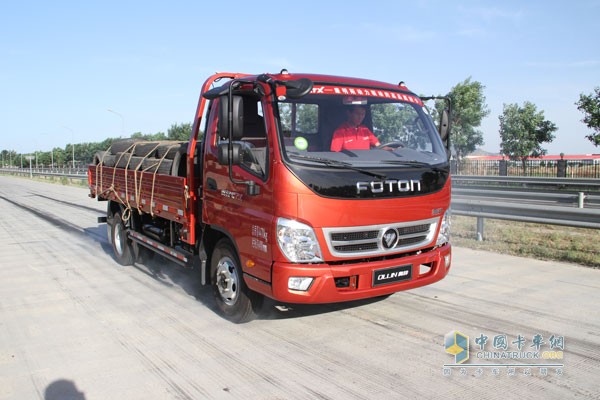 奧鈴CTX康明斯2.8L氣剎車型滿載80km/h緊急制動