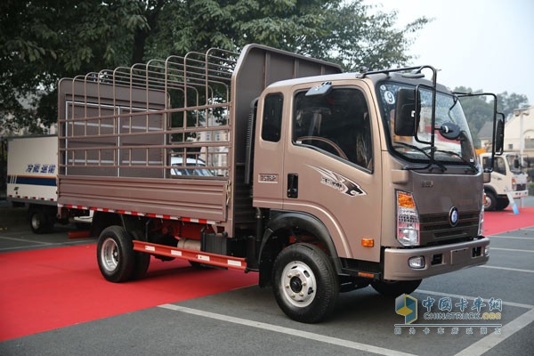 重汽王牌輕型卡車