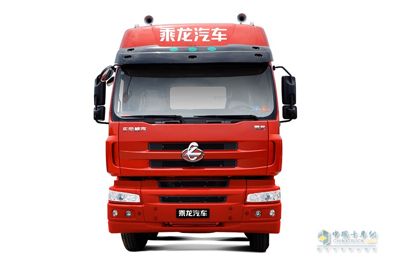 乘龍M5 6x2牽引車