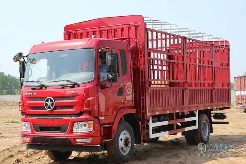 大運 N6中卡 180馬力 4X2 6.75米倉柵式載貨車(CGC5160CCYD5BAEA)