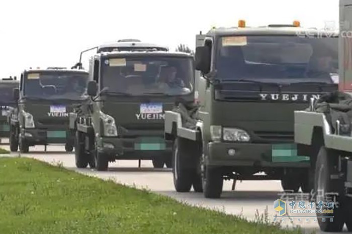 2017年，躍進(jìn)軍車作為保障車輛參與“航空飛鏢”國(guó)際軍事比賽