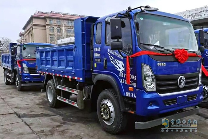 中國(guó)重汽成都商用車 騰獅4X2 輕型自卸車 生活垃圾集中轉(zhuǎn)運(yùn)