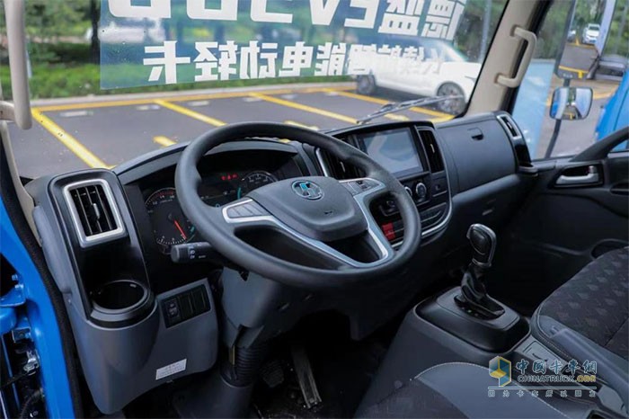 　陜汽輕卡德藍(lán)EV300