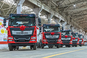 龍擎DDi47東風(fēng)隨專平板運(yùn)輸車新品上市