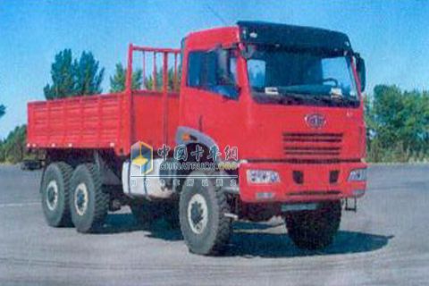 一汽解放 330馬力 6×6 機(jī)場(chǎng)消防車(chē)