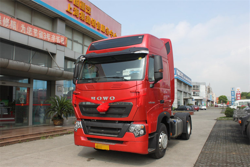 中國重汽 HOWO T7H重卡 440馬力 4X2 國四危險品牽引車(ZZ4187V361HD1W)(高頂)中國重汽 HOWO T7H重卡 440馬力 4X2 國四危險品牽引車(ZZ4187V361HD1W)(高頂)