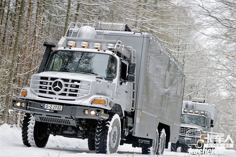 奔馳 Zetros重卡 330馬力 6X6 國五廂式載貨車(型號2733)