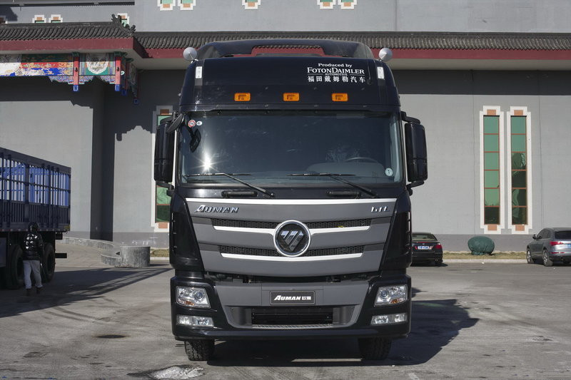 福田 歐曼GTL 360馬力 8X4 國五 低密度粉粒物料運輸車(BJ5319GFL-AA)