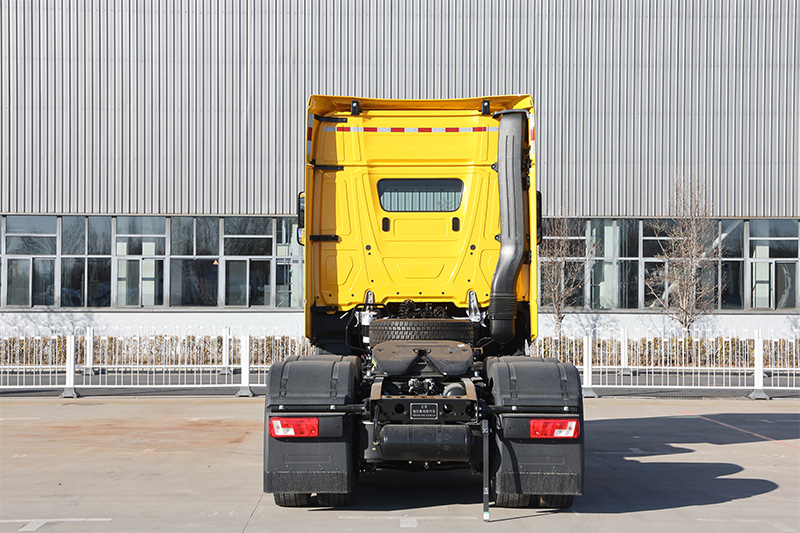 梅賽德斯-奔馳 Actros C 520馬力 6×4 國(guó)六 ?；愤\(yùn)輸牽引車